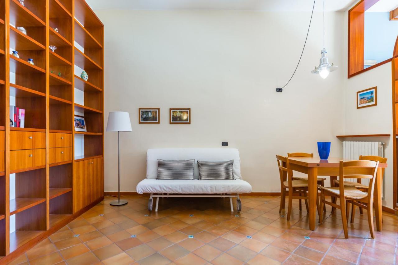 サレルノCasa 45アパートメント エクステリア 写真